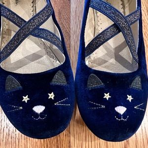 Mini Boden Girls Velvet Ballerina Kitty Flats